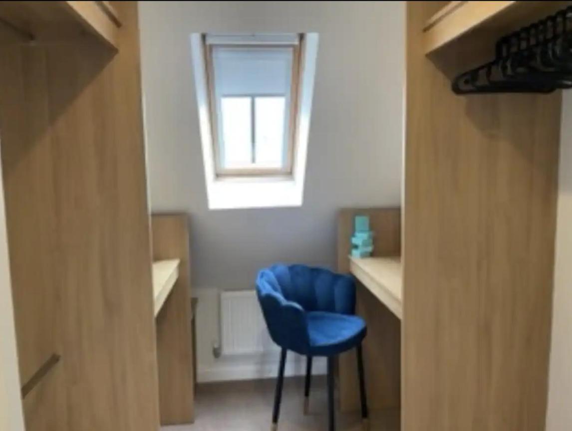 Modern Town House In Cotswolds - 3 Double Bedrooms Witney Zewnętrze zdjęcie